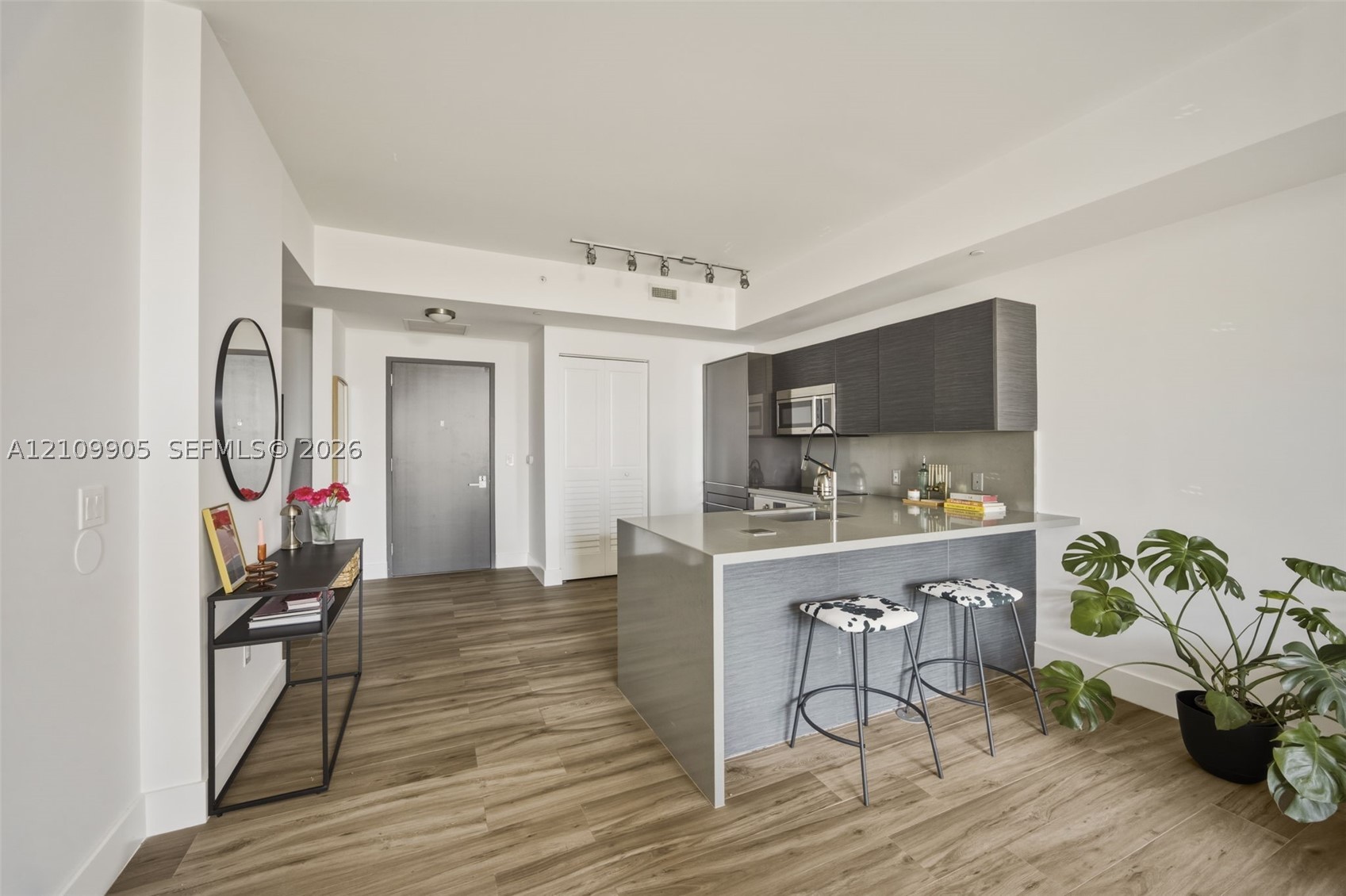 1080 Brickell Ave #2302, Miami FL 33131