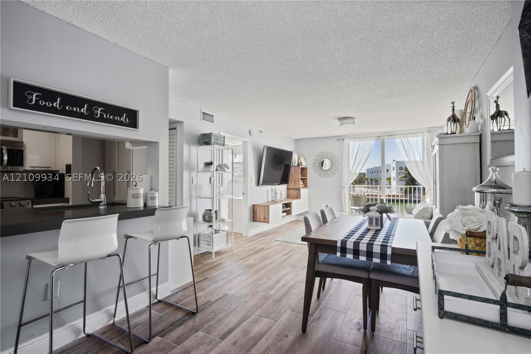 80 S Shore Dr #205, Miami Beach FL 33141