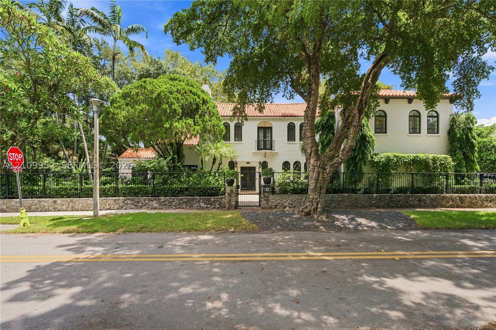 1674 Nocatee Dr #0, Miami FL 33133