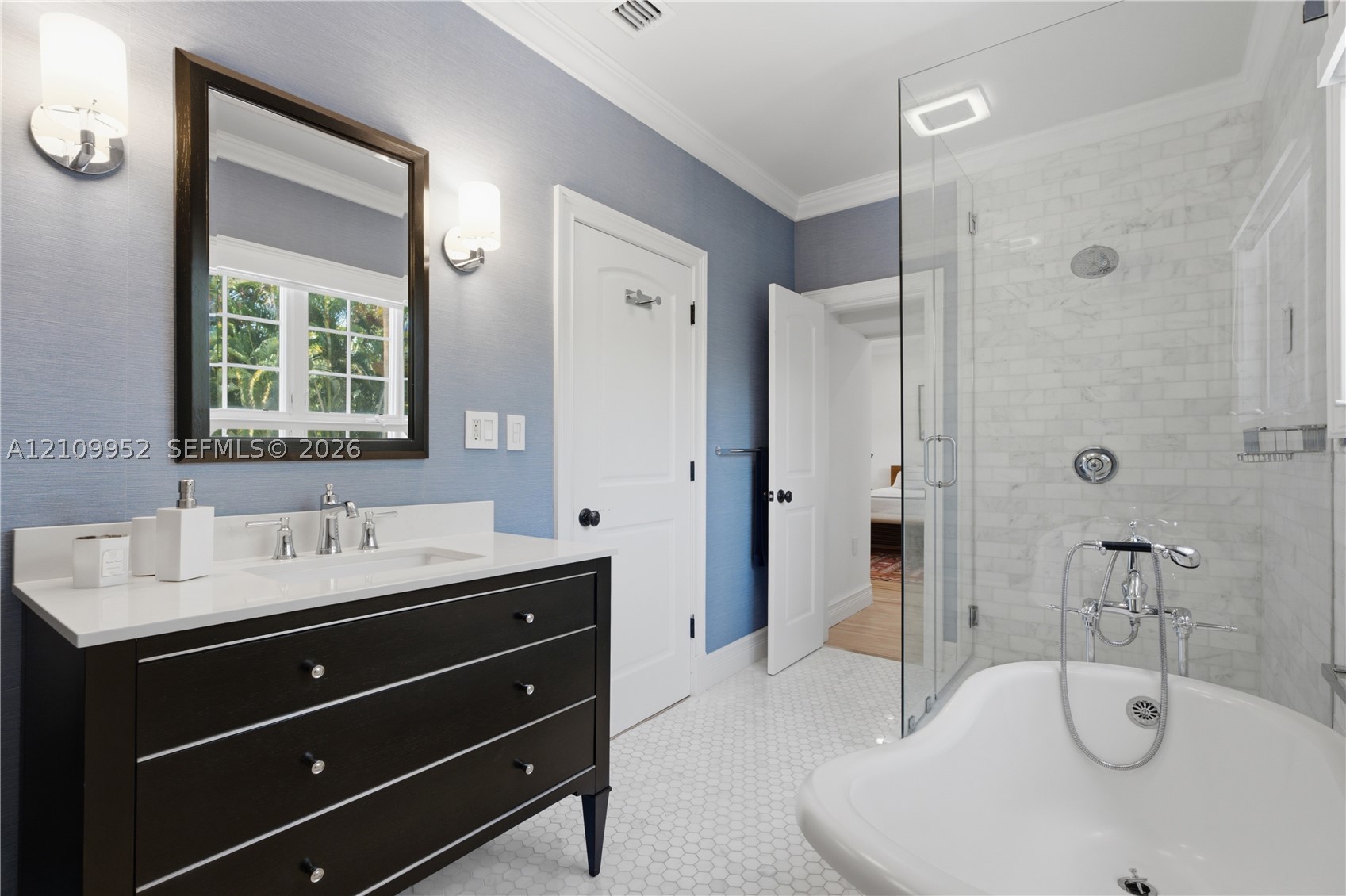 1674 Nocatee Dr #0, Miami FL 33133