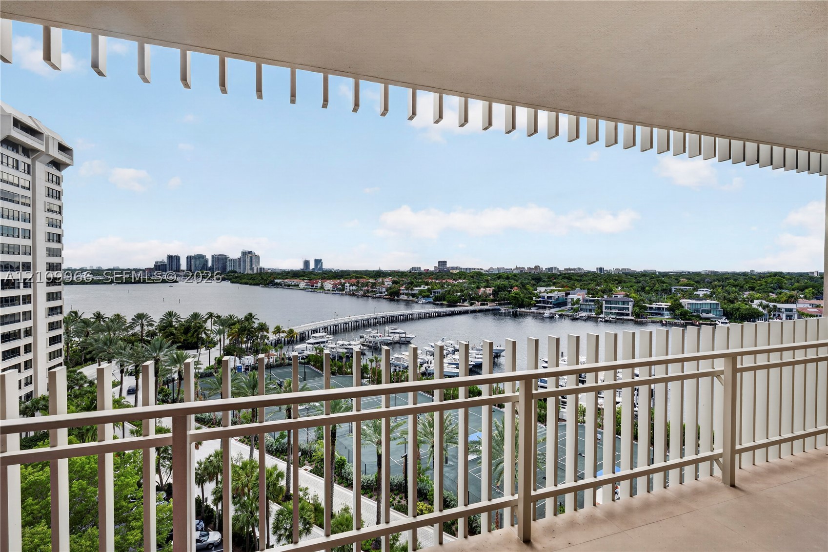 2 Grove Isle Dr #B1008, Miami FL 33133