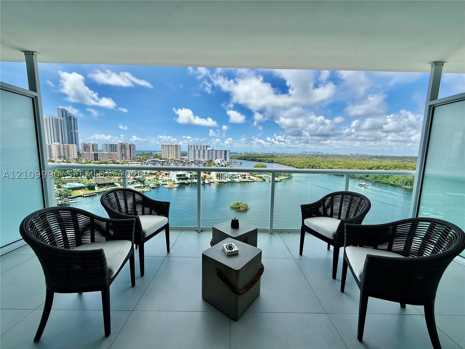 400 Sunny Isles Blvd #1404, Sunny Isles Beach FL 33160
