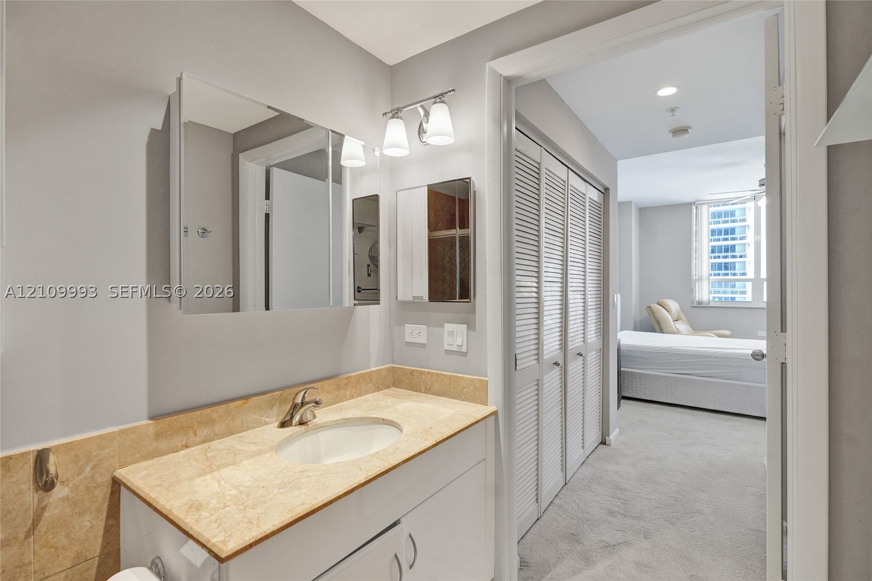 801 Brickell Key Blvd #808, Miami FL 33131