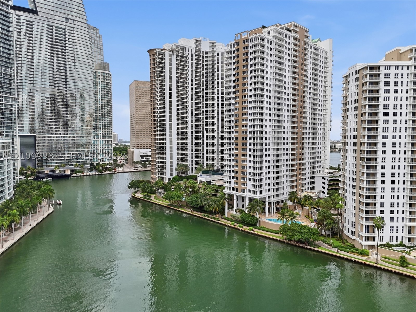 801 Brickell Key Blvd #808, Miami FL 33131