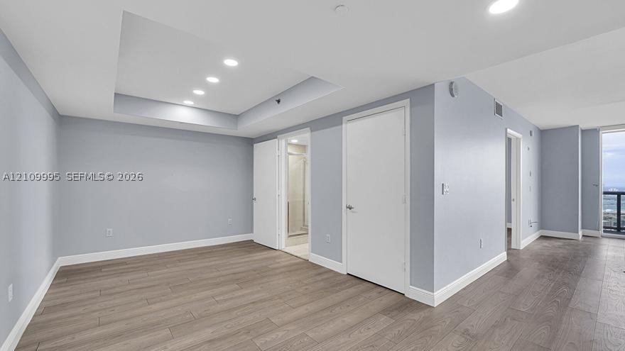 50 Biscayne Blvd #5406, Miami FL 33132