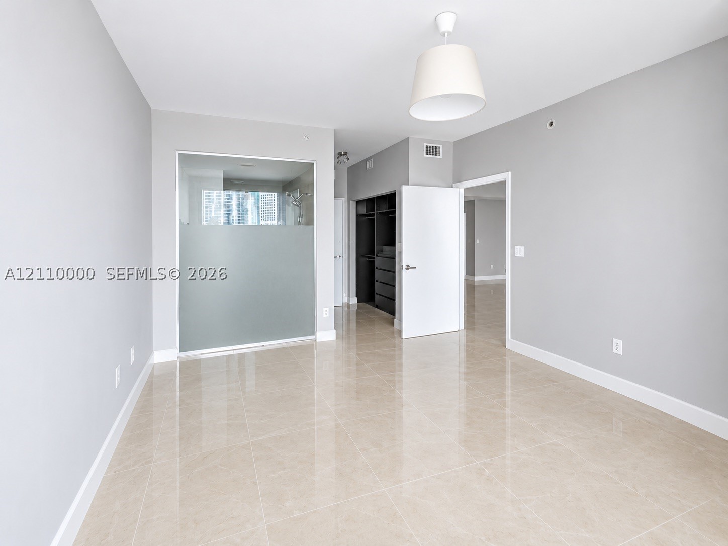 90 SW 3rd St #3212, Miami FL 33130
