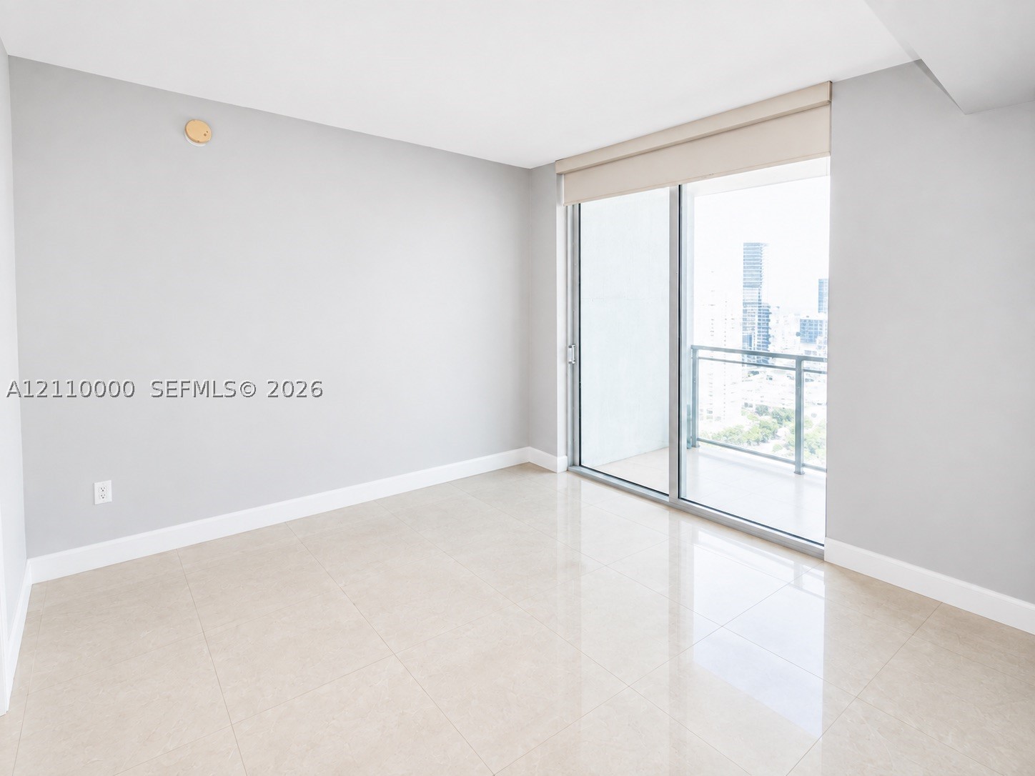 90 SW 3rd St #3212, Miami FL 33130