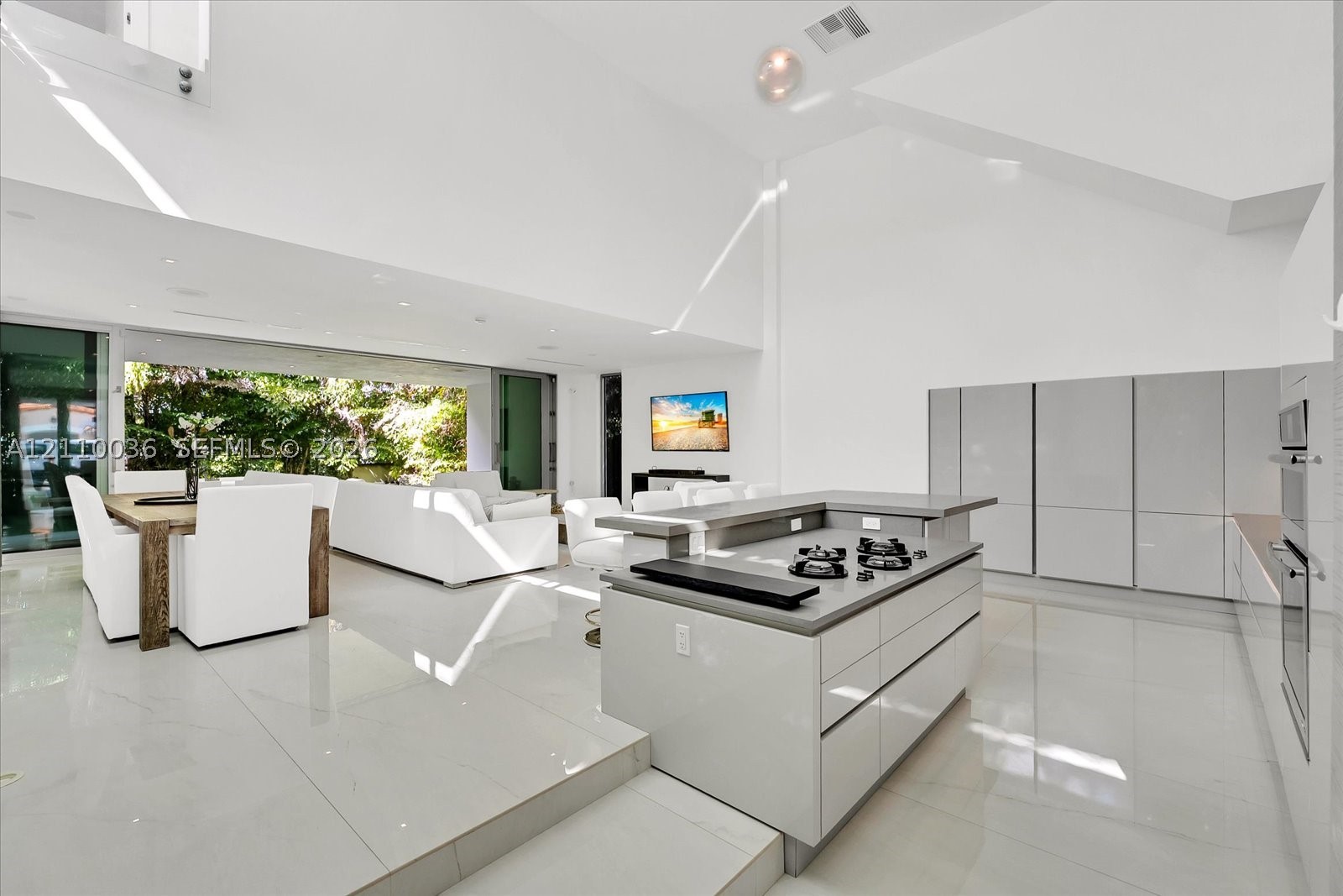 7830 Atlantic Way, Miami Beach FL 33141