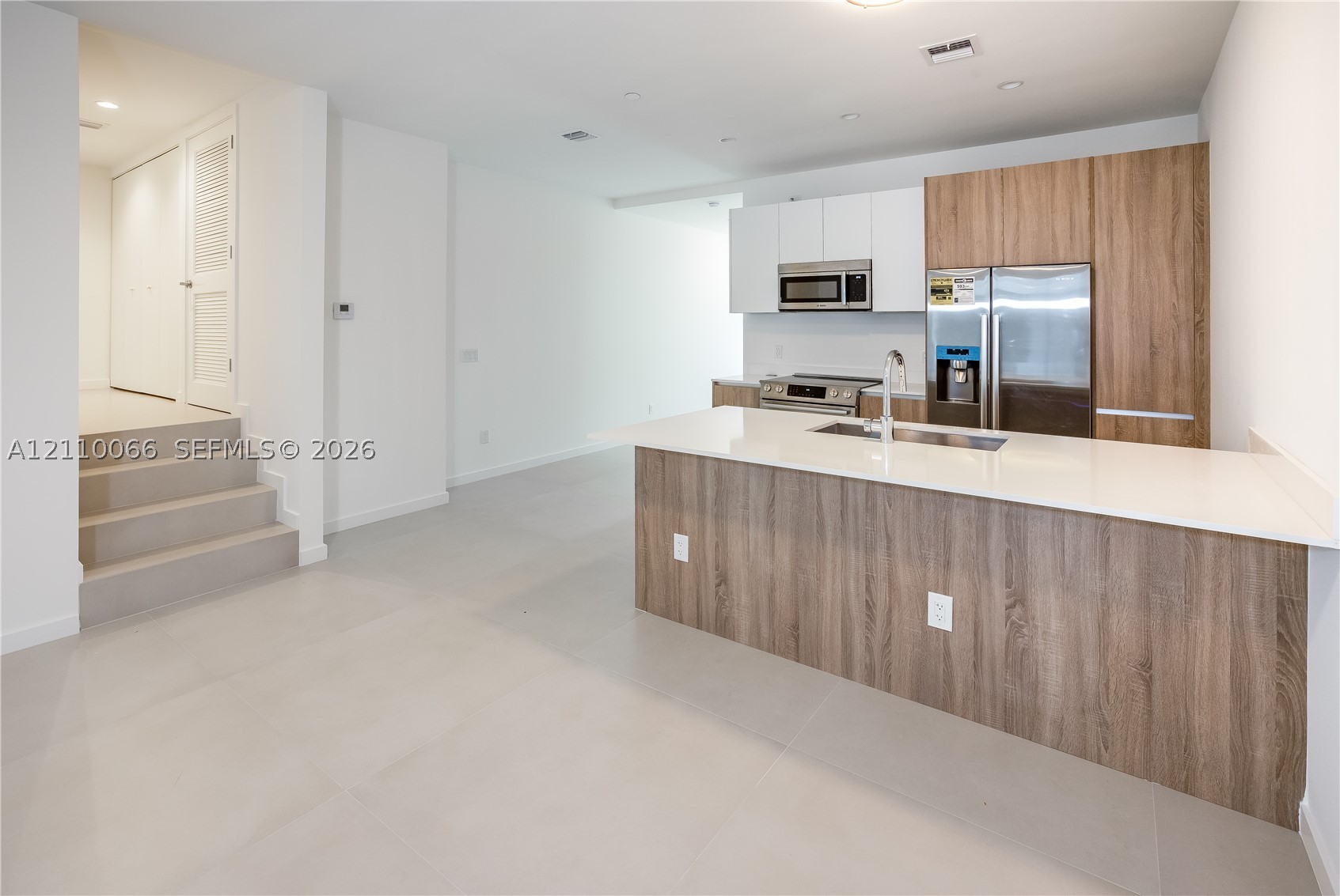 529 SW 11th St #101, Miami FL 33129