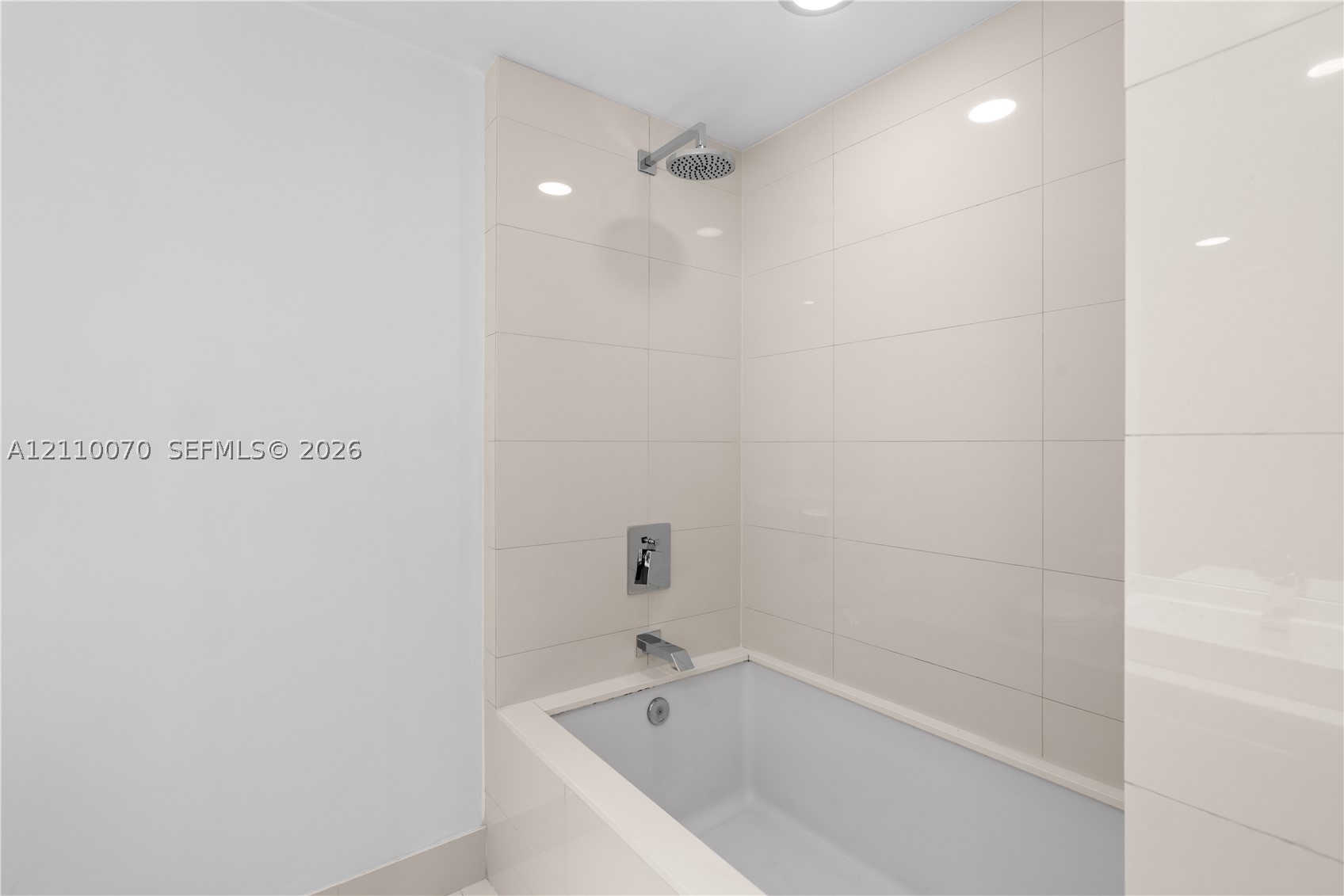 1300 S Miami Ave #2911, Miami FL 33130