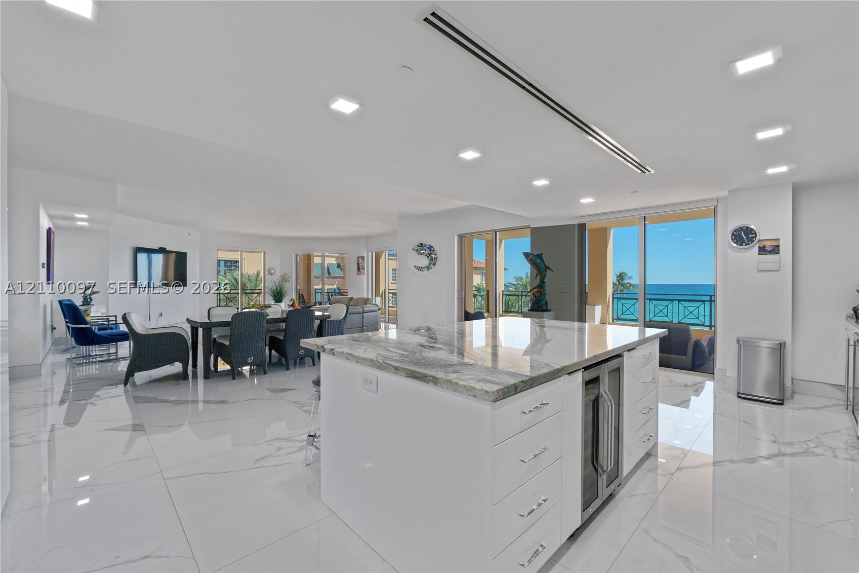 3415 N Ocean Dr #401, Hollywood FL 33019