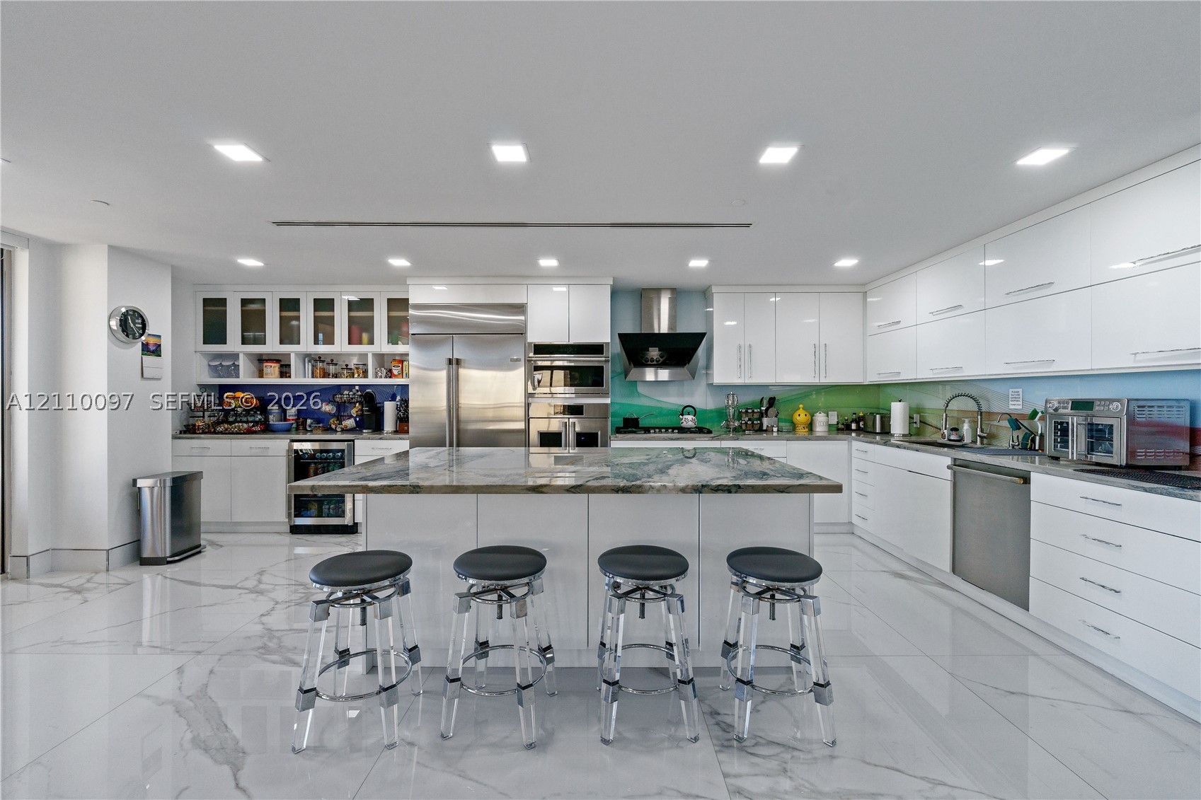 3415 N Ocean Dr #401, Hollywood FL 33019