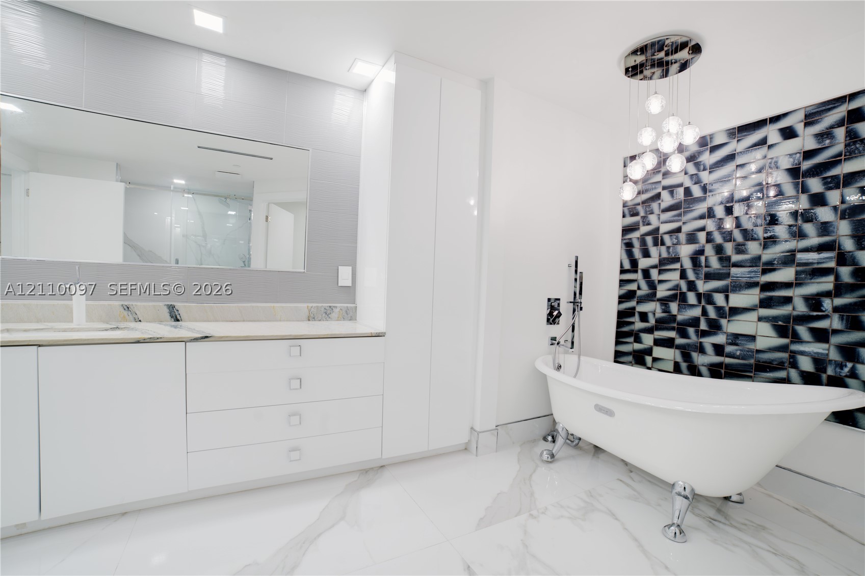 3415 N Ocean Dr #401, Hollywood FL 33019
