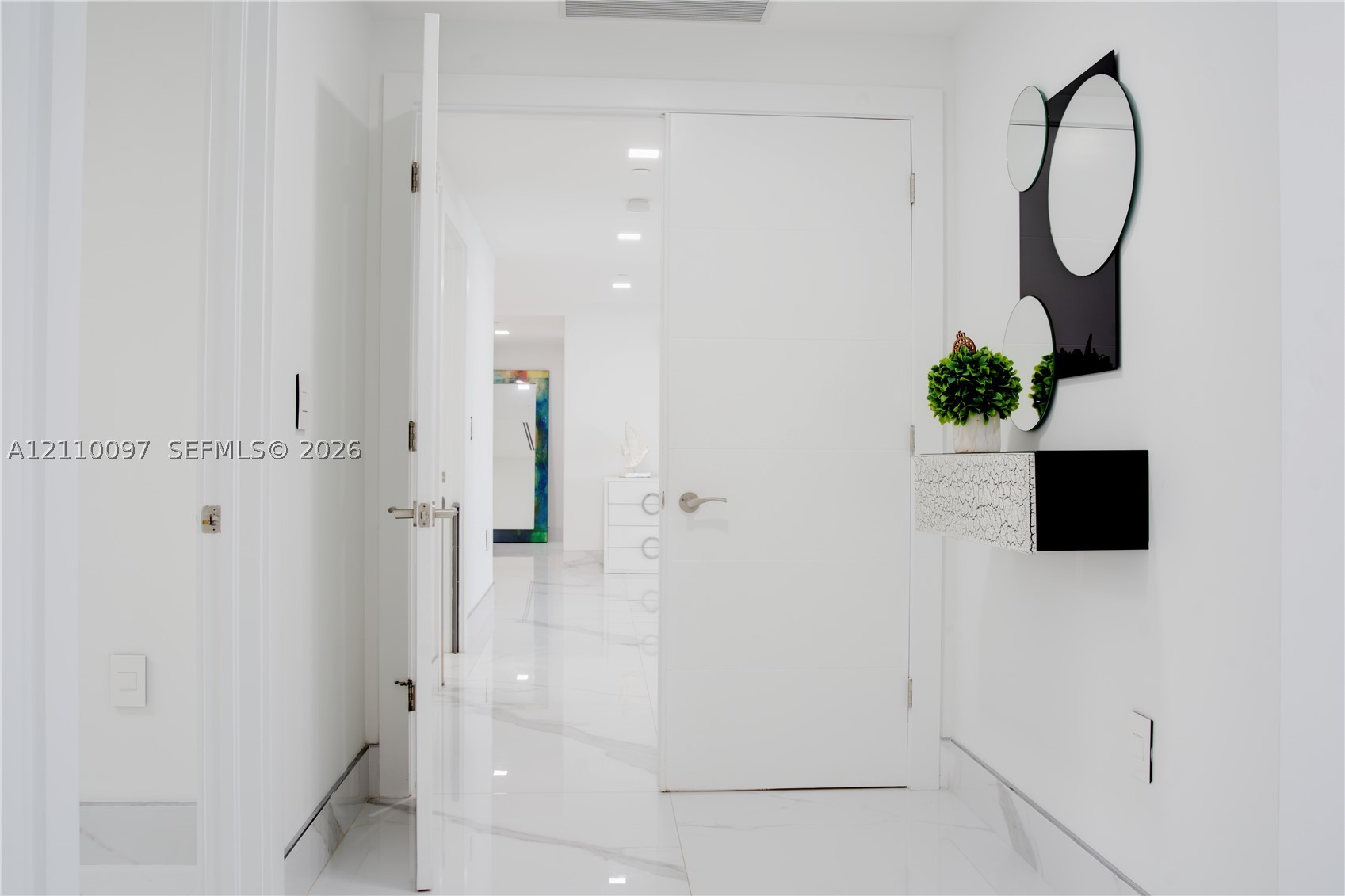 3415 N Ocean Dr #401, Hollywood FL 33019