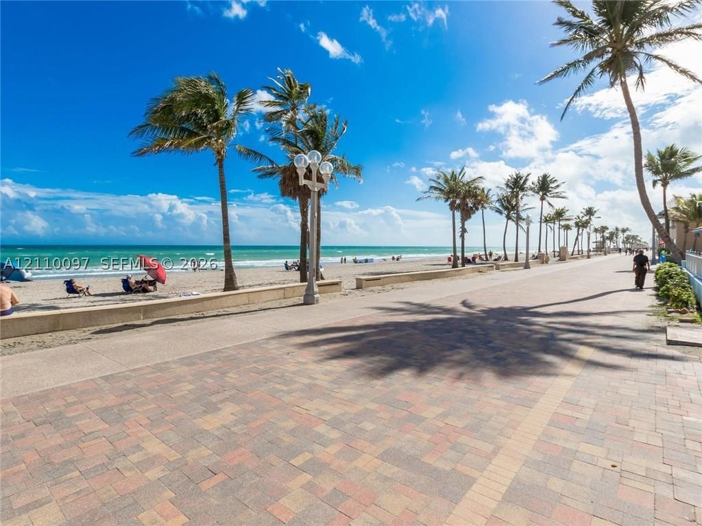 3415 N Ocean Dr #401, Hollywood FL 33019