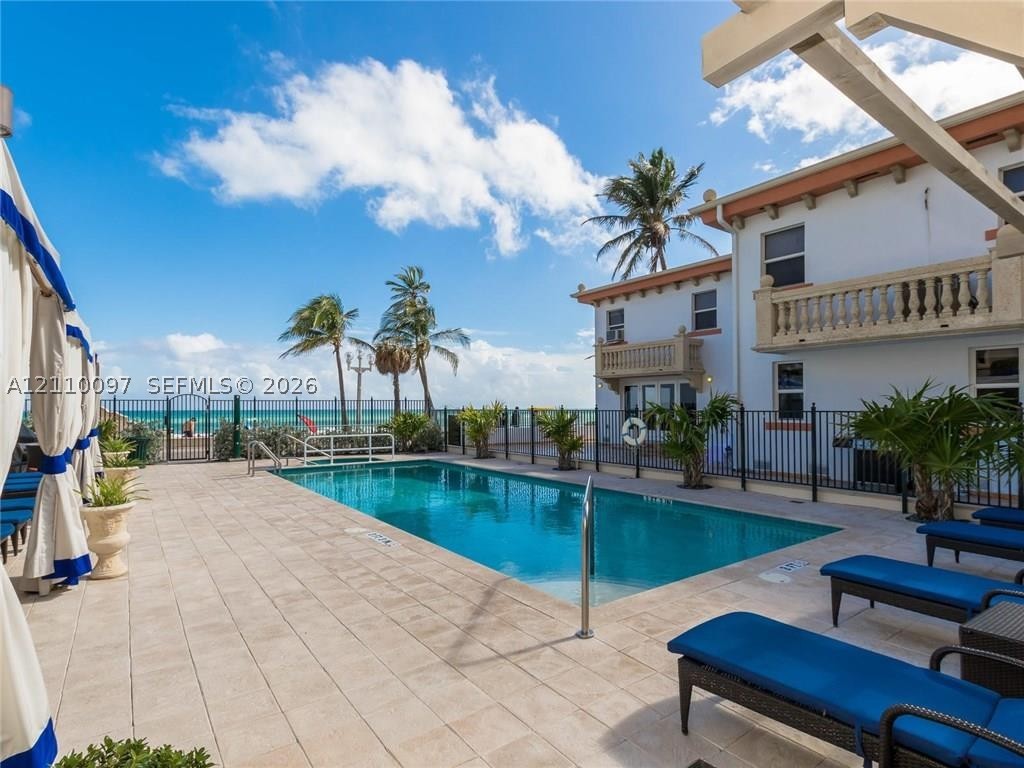 3415 N Ocean Dr #401, Hollywood FL 33019