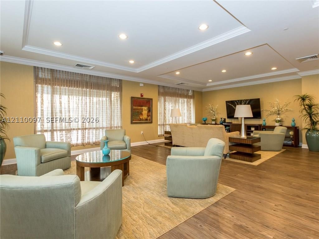 3415 N Ocean Dr #401, Hollywood FL 33019