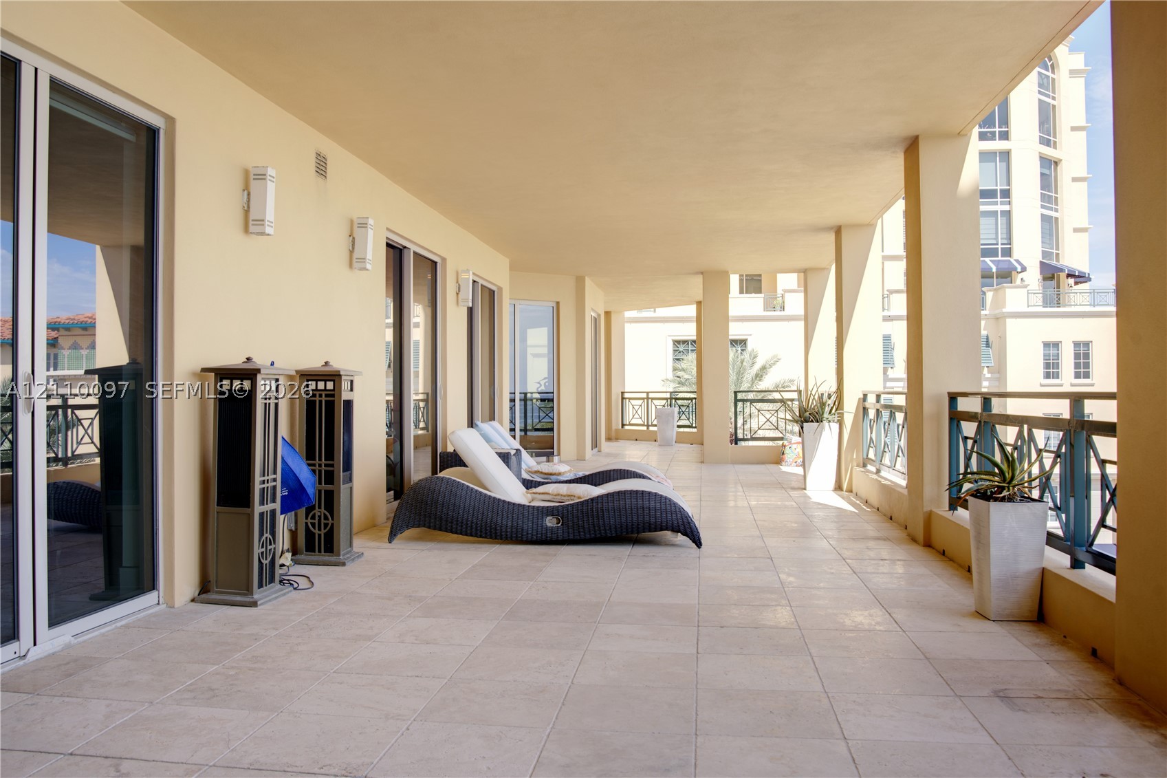 3415 N Ocean Dr #401, Hollywood FL 33019