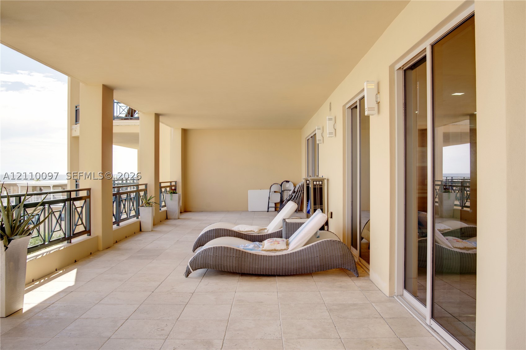 3415 N Ocean Dr #401, Hollywood FL 33019