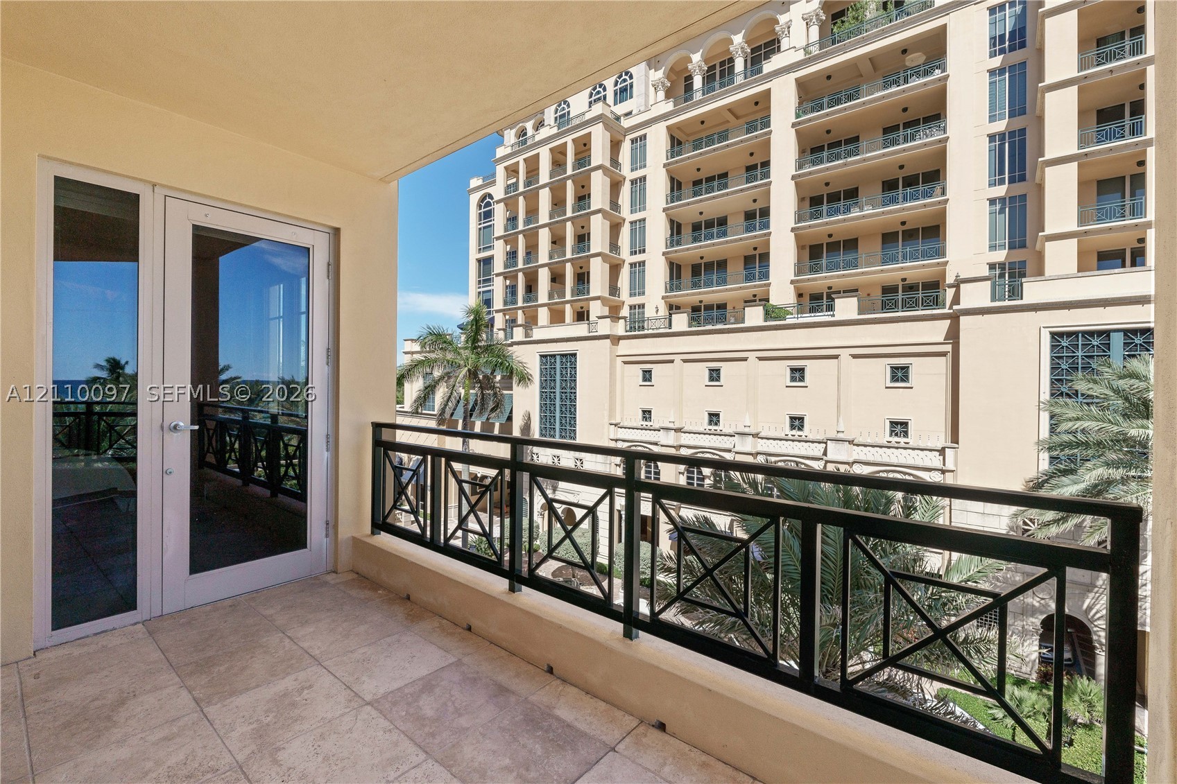 3415 N Ocean Dr #401, Hollywood FL 33019