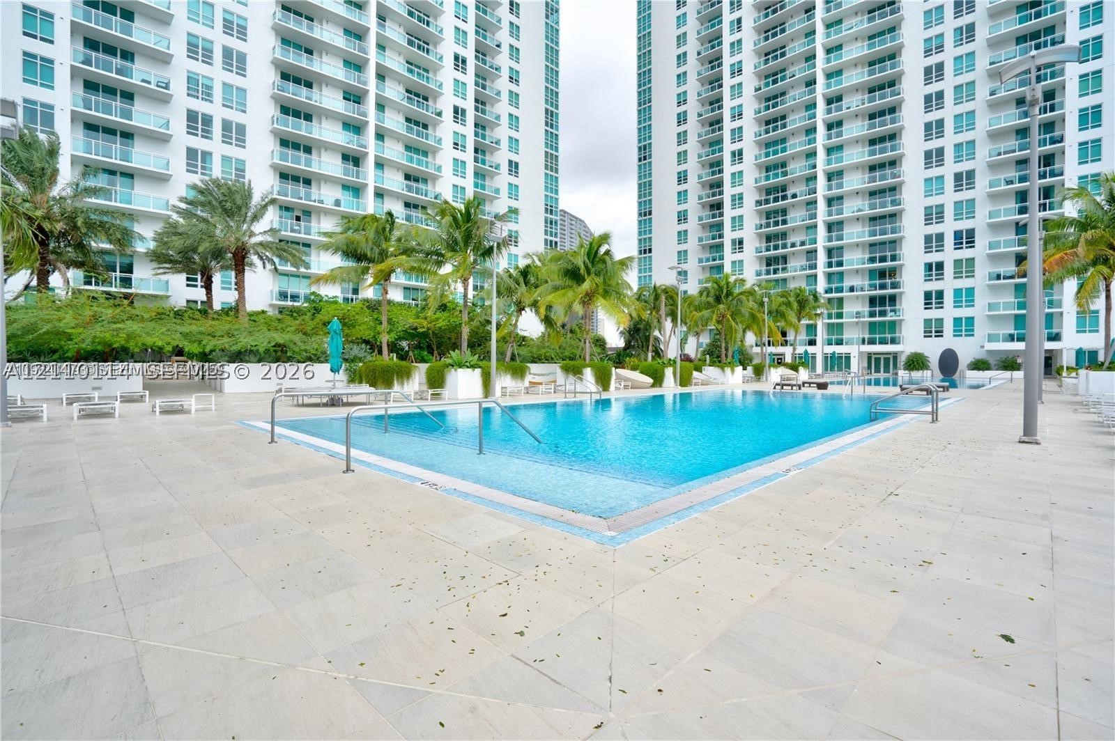 950 Brickell Bay Dr #5108, Miami FL 33131