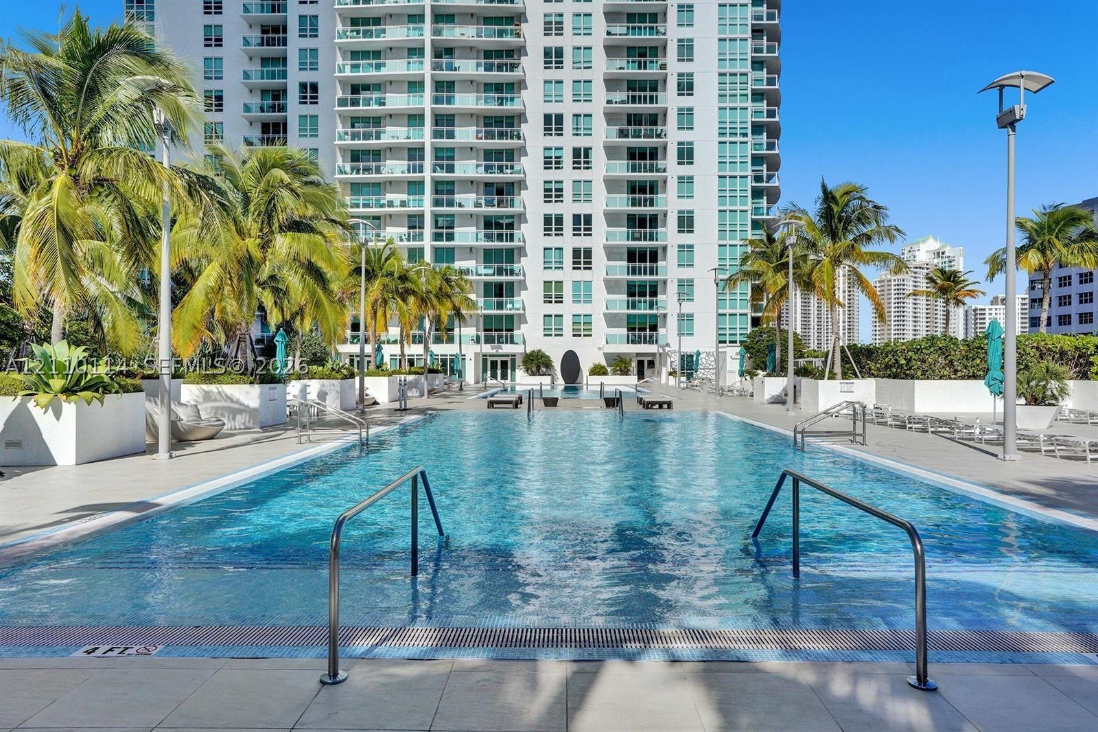 950 Brickell Bay Dr #5108, Miami FL 33131