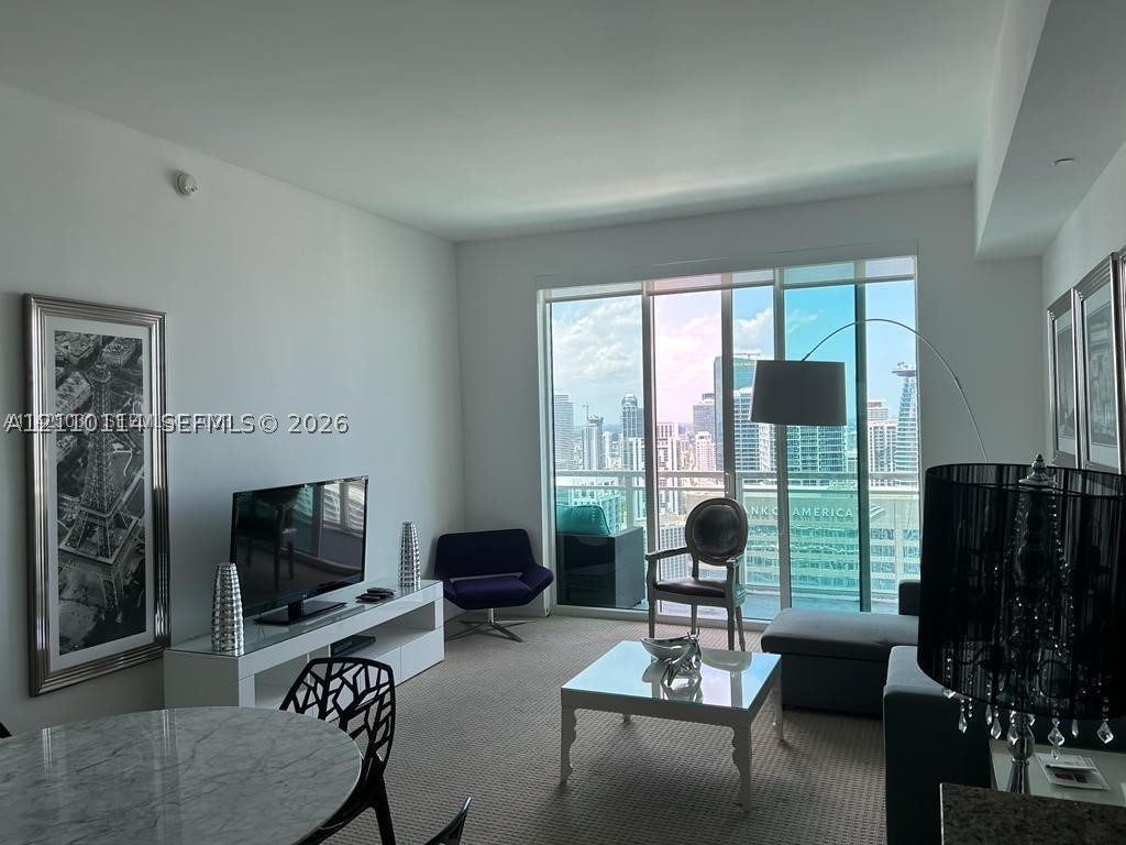 950 Brickell Bay Dr #5108, Miami FL 33131