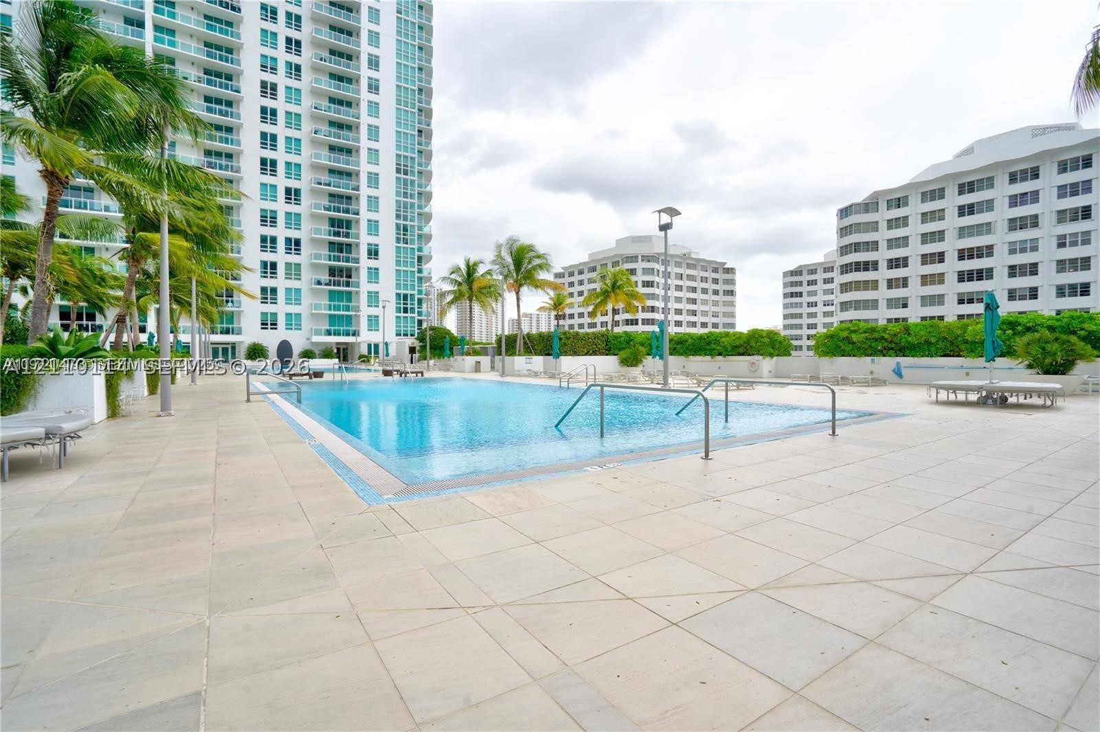 950 Brickell Bay Dr #5108, Miami FL 33131