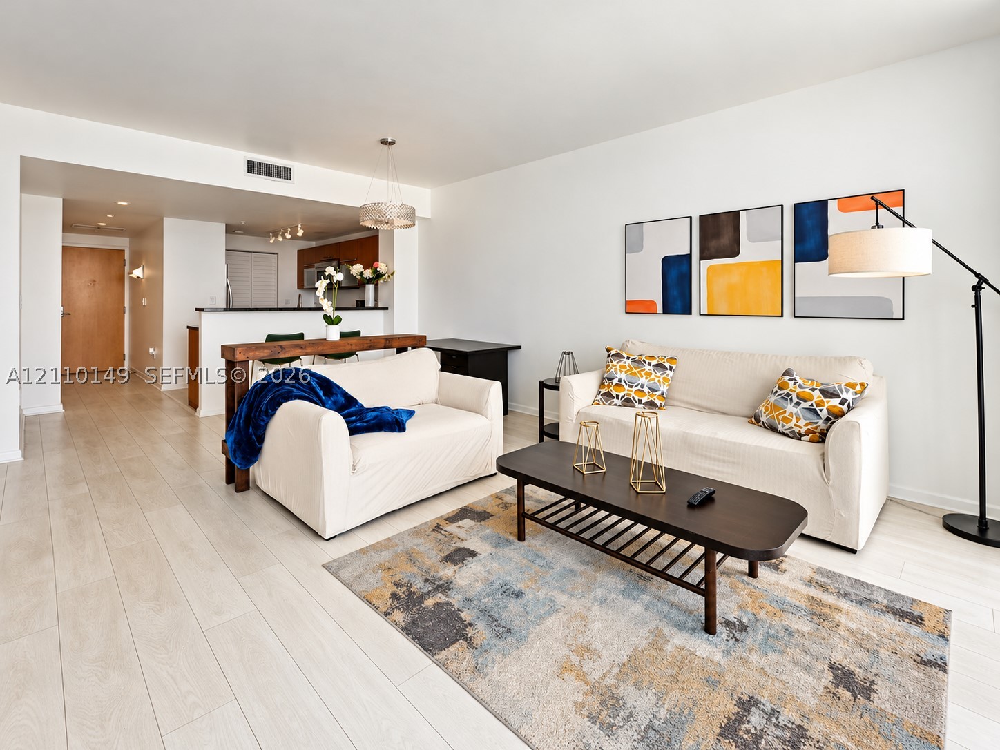 244 Biscayne Blvd #2405, Miami FL 33132