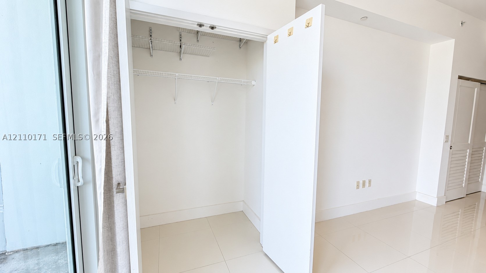 1080 Brickell Ave #2805, Miami FL 33131