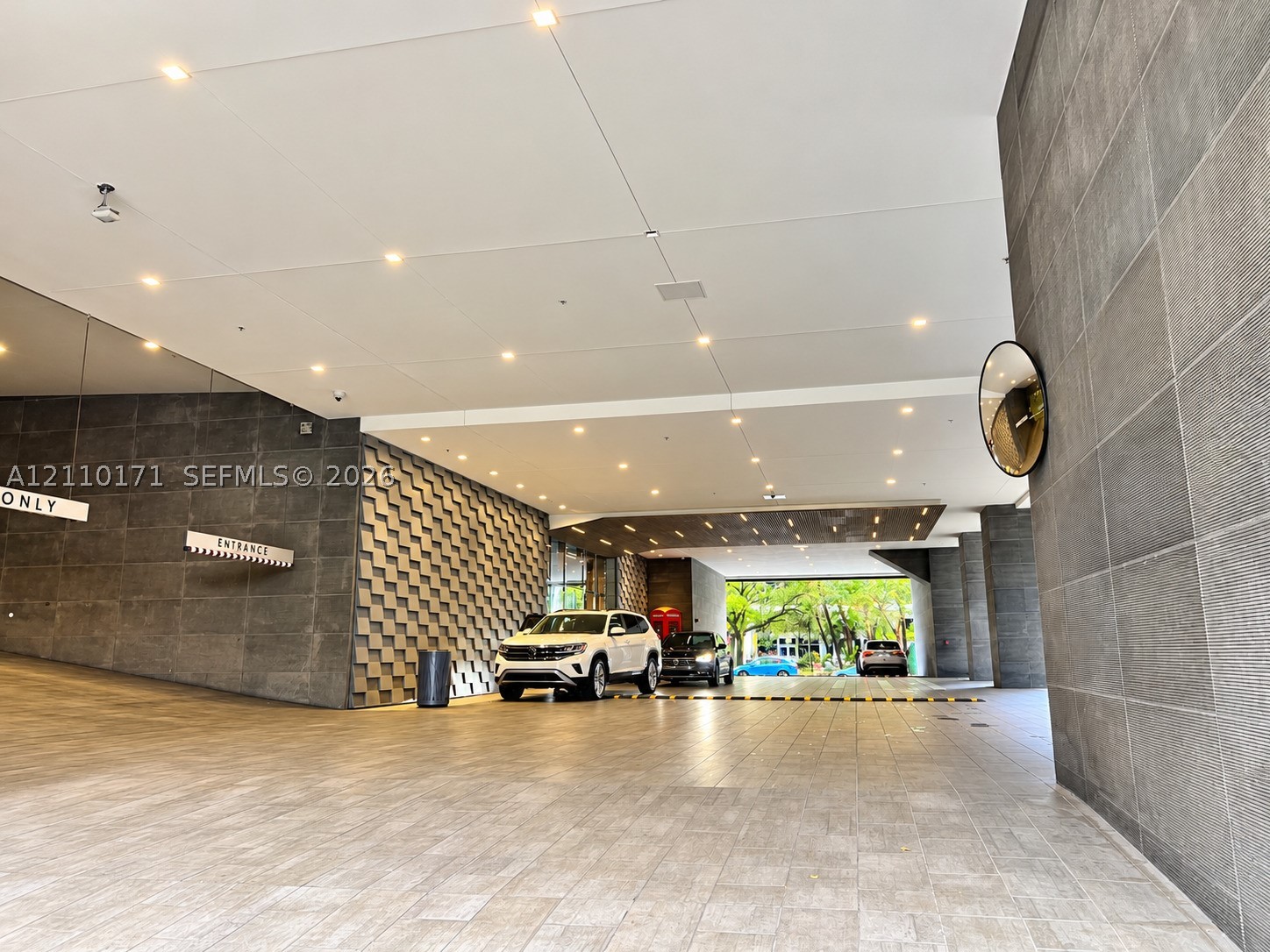 1080 Brickell Ave #2805, Miami FL 33131