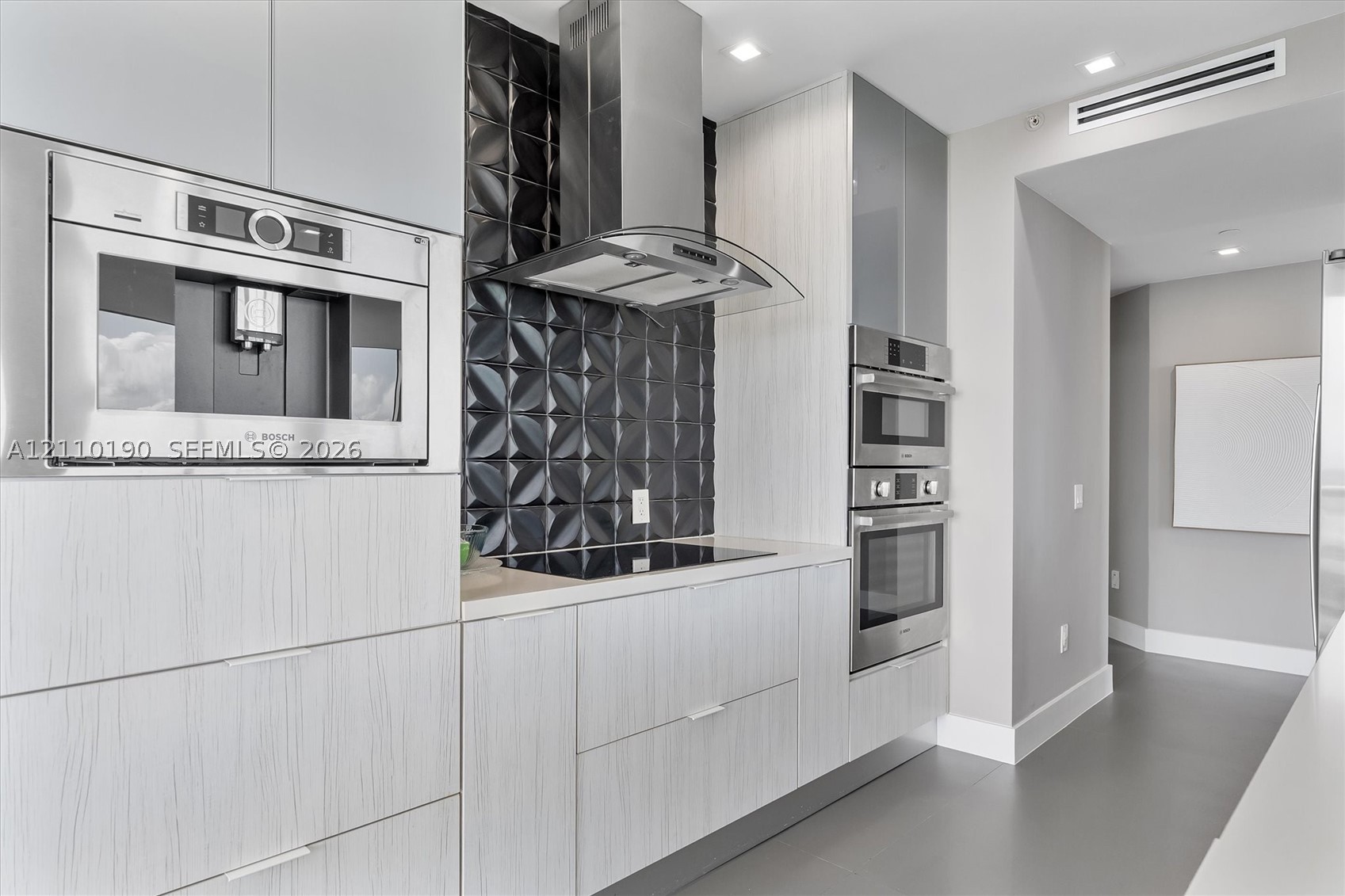 6365 Collins Ave #4307, Miami Beach FL 33141
