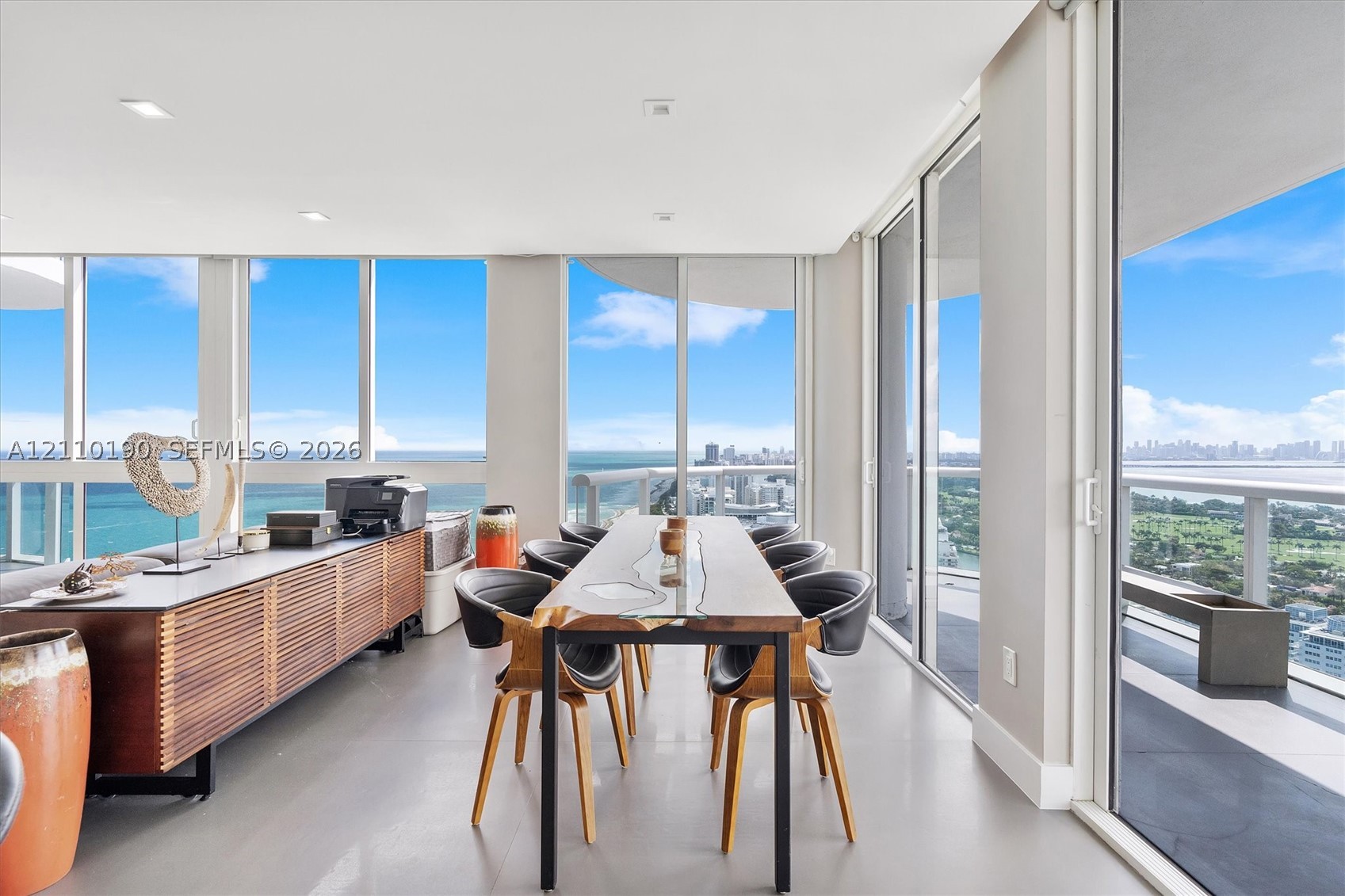 6365 Collins Ave #4307, Miami Beach FL 33141