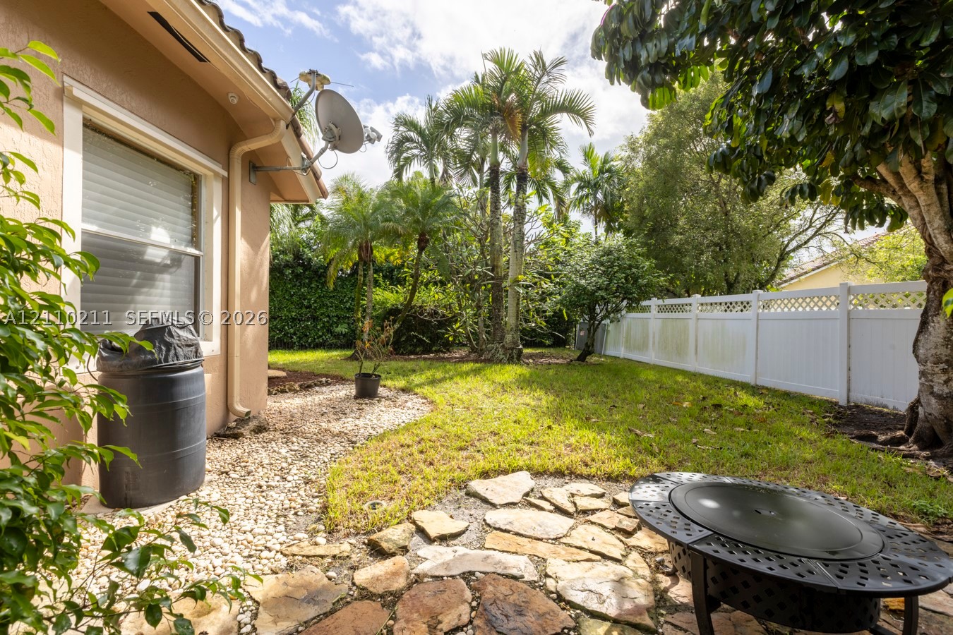 8348 NW 44th St, Coral Springs FL 33065