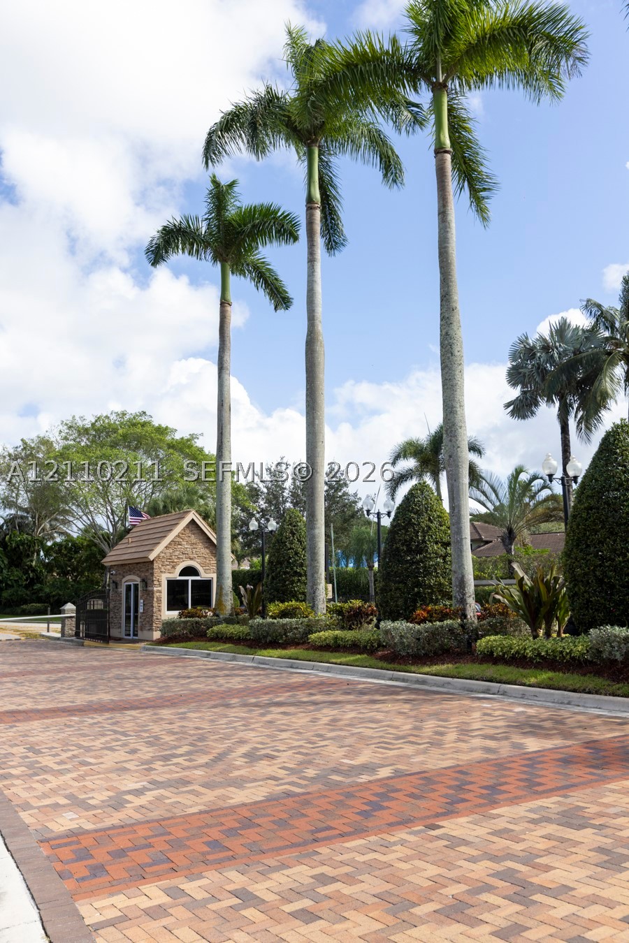 8348 NW 44th St, Coral Springs FL 33065