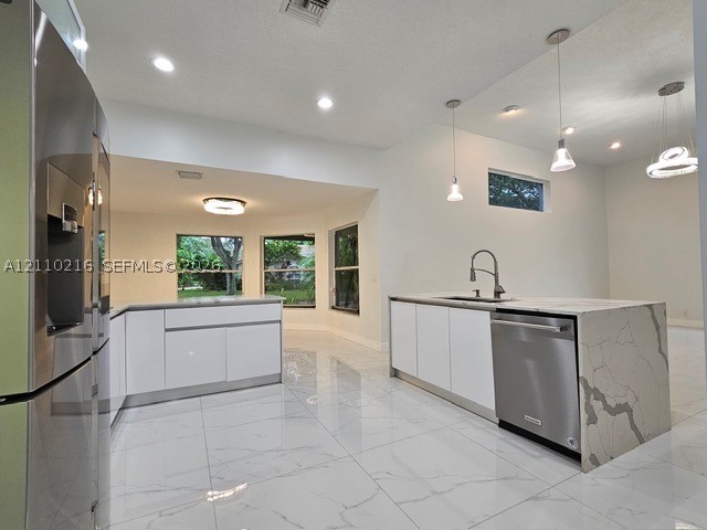 1944 Classic Dr #0, Coral Springs FL 33071