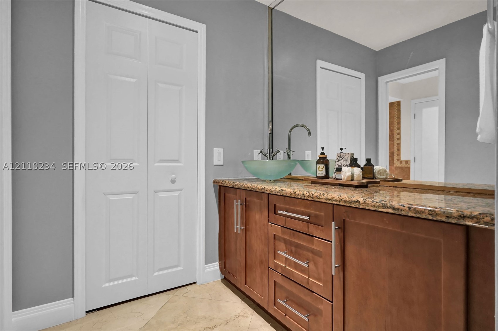 8601 SW 82nd Ter, Miami FL 33143