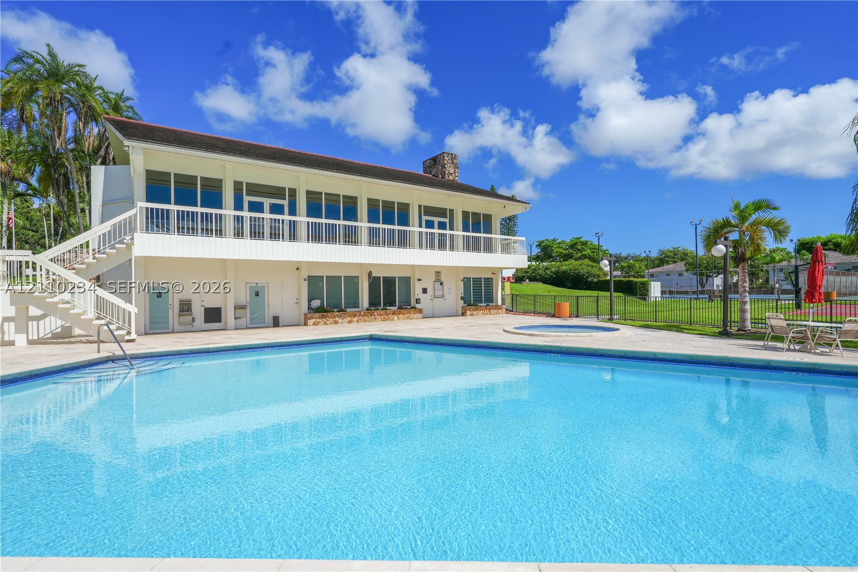 8601 SW 82nd Ter, Miami FL 33143