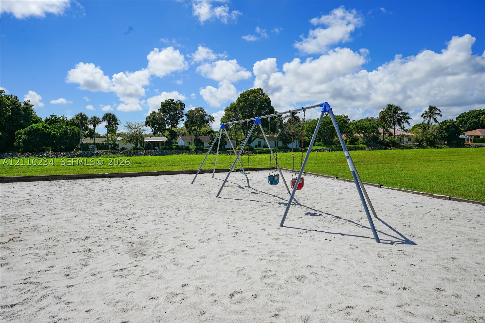 8601 SW 82nd Ter, Miami FL 33143