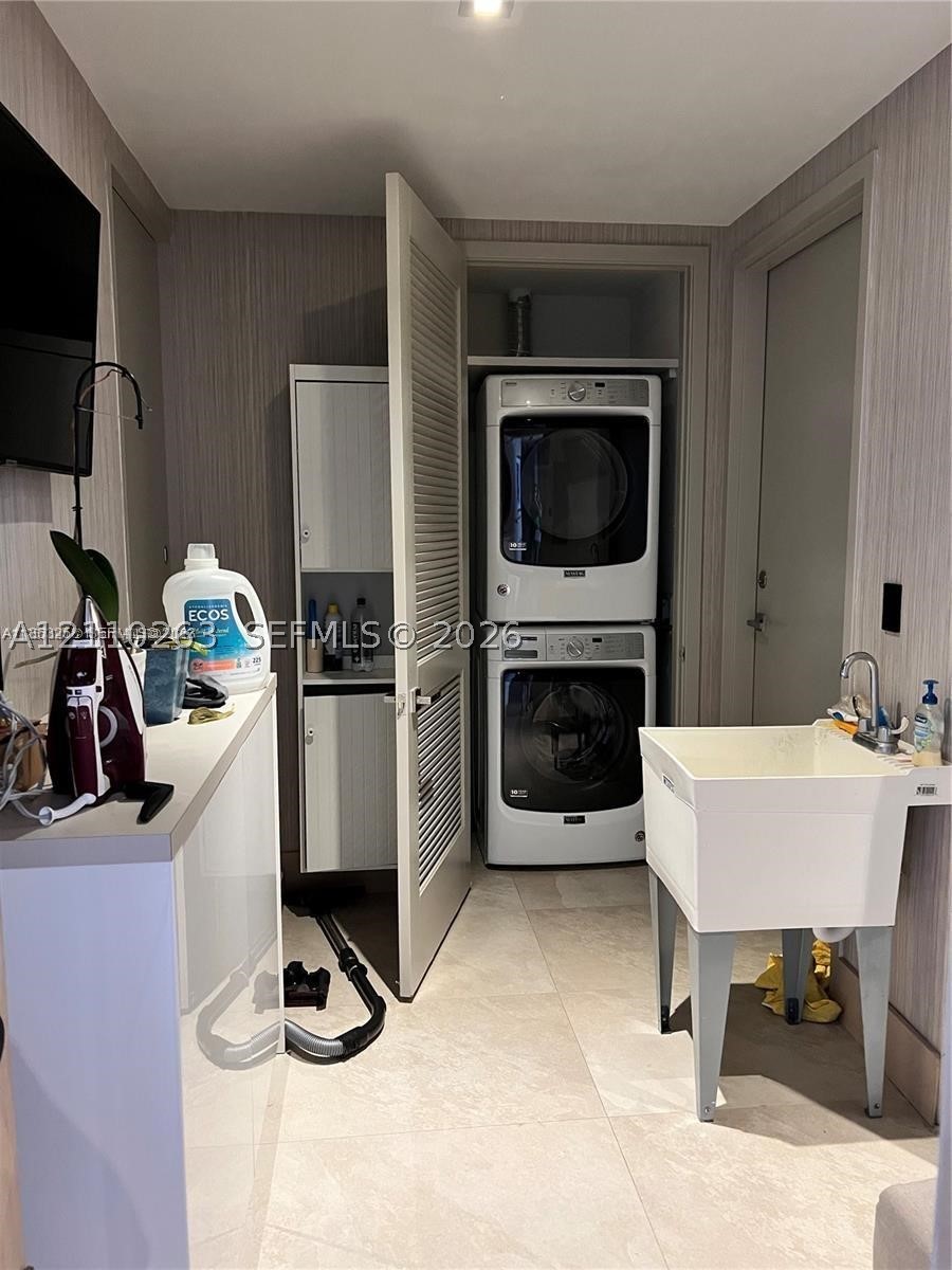 5500 Island Estates Dr #904, Aventura FL 33160