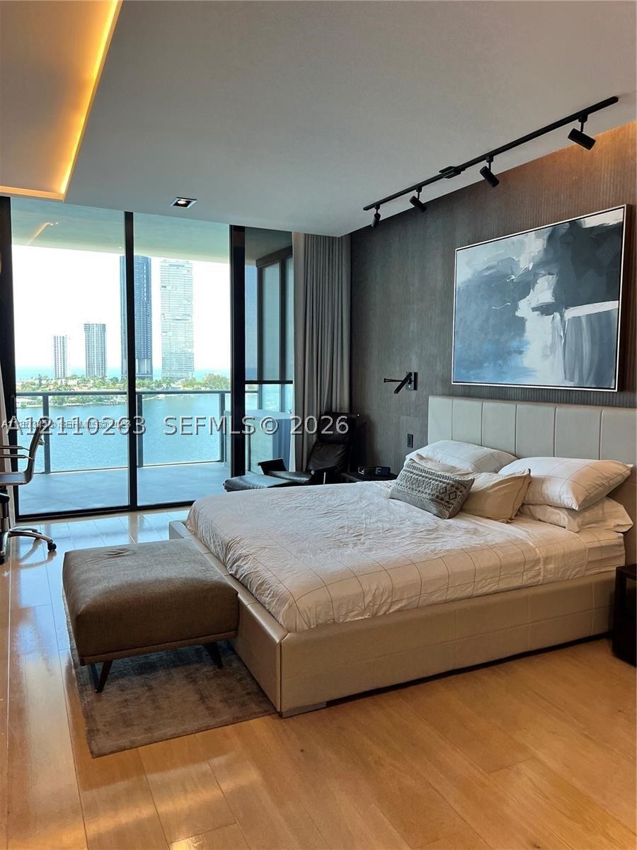 5500 Island Estates Dr #904, Aventura FL 33160