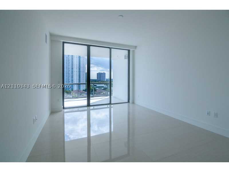 3250 NE 188 STREET #905, Aventura FL 33180