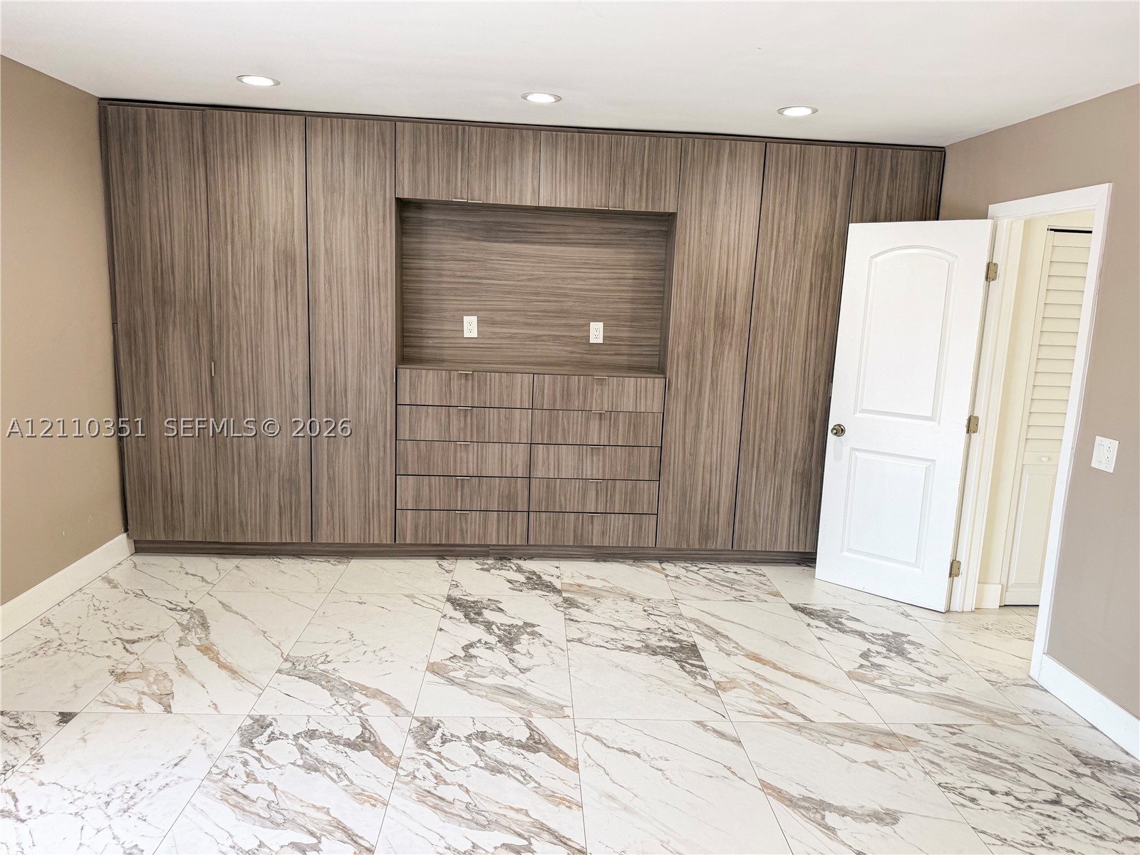 3708 NE 167th St #37, North Miami Beach FL 33160