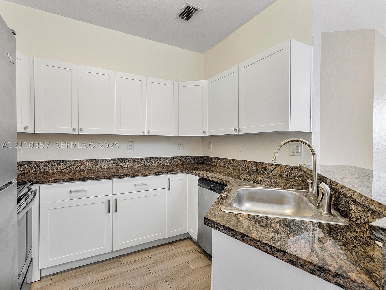 85 Gulfstream Rd #105A, Dania Beach FL 33004