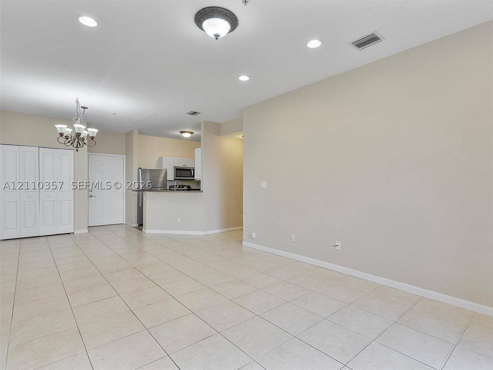 85 Gulfstream Rd #105A, Dania Beach FL 33004