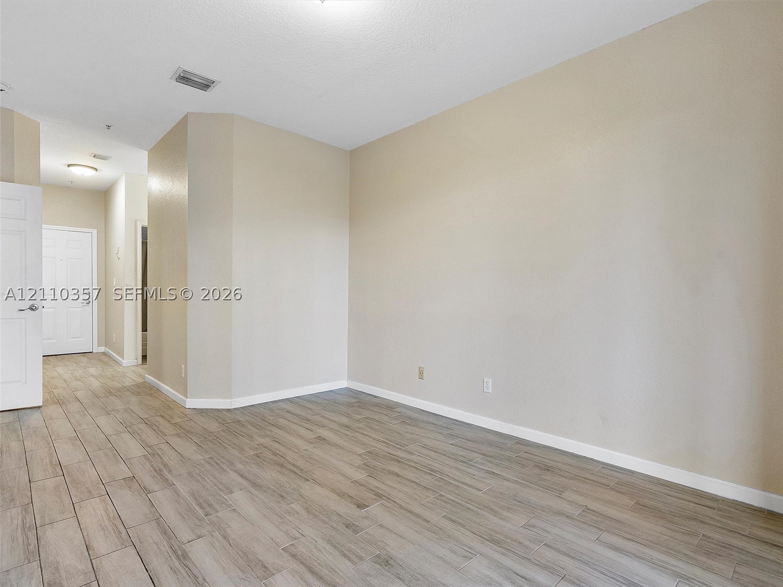85 Gulfstream Rd #105A, Dania Beach FL 33004