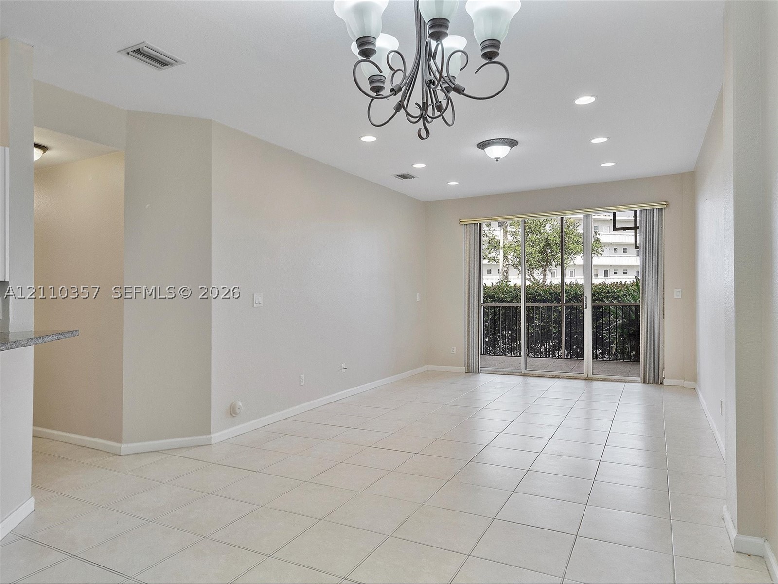 85 Gulfstream Rd #105A, Dania Beach FL 33004