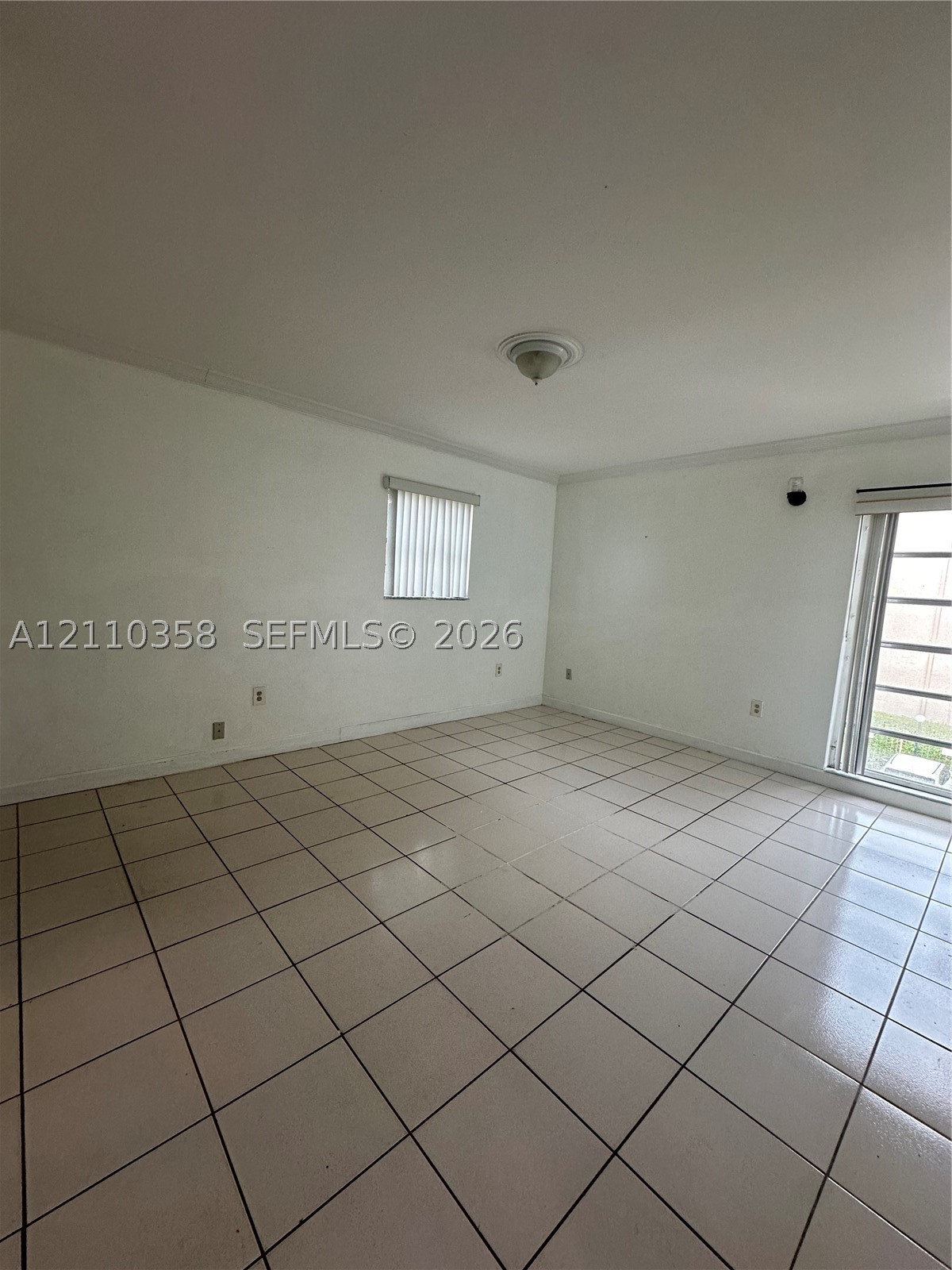 4845 NW 7th St #301-5, Miami FL 33126