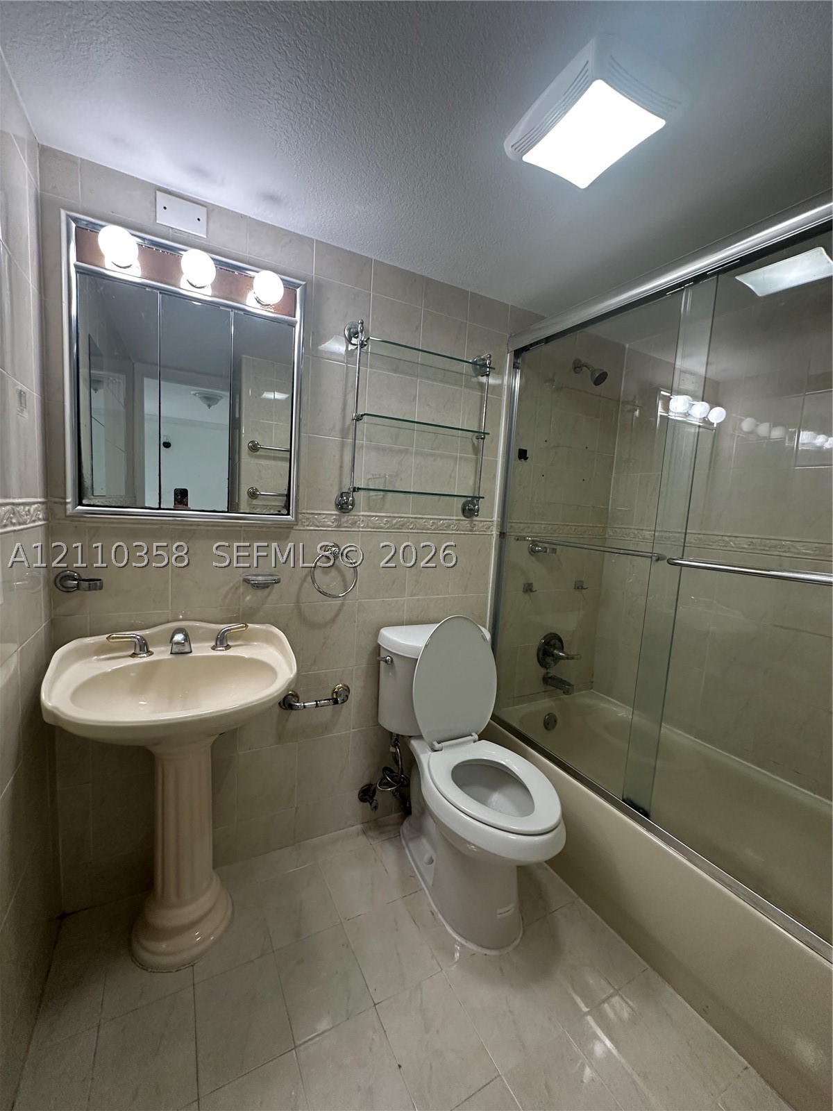 4845 NW 7th St #301-5, Miami FL 33126