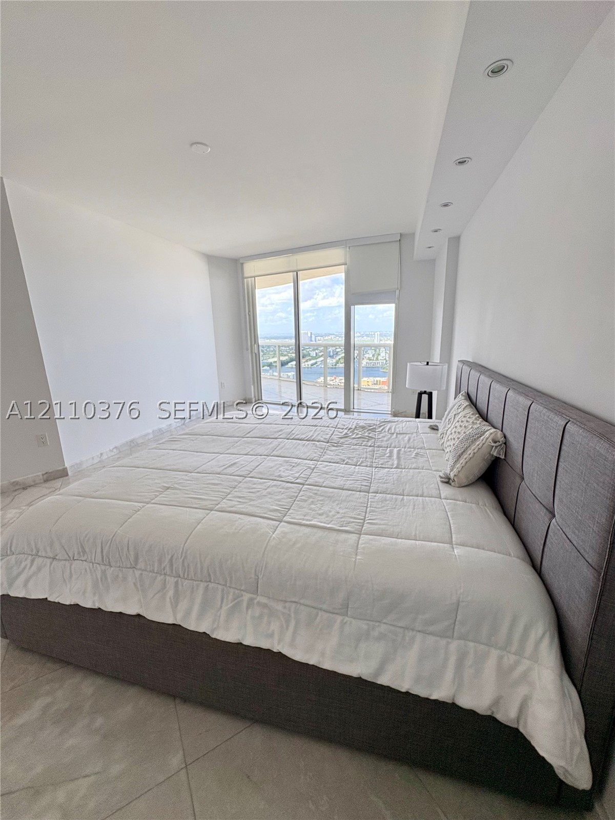 17201 Collins Ave #4004, Sunny Isles Beach FL 33160